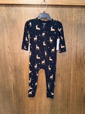 EUC Kyte Baby Midnight Reindeer Bamboo Zip Romper 2T